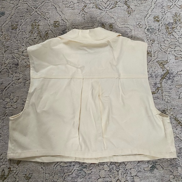 Cropped utility vest - Picture 3 of 3